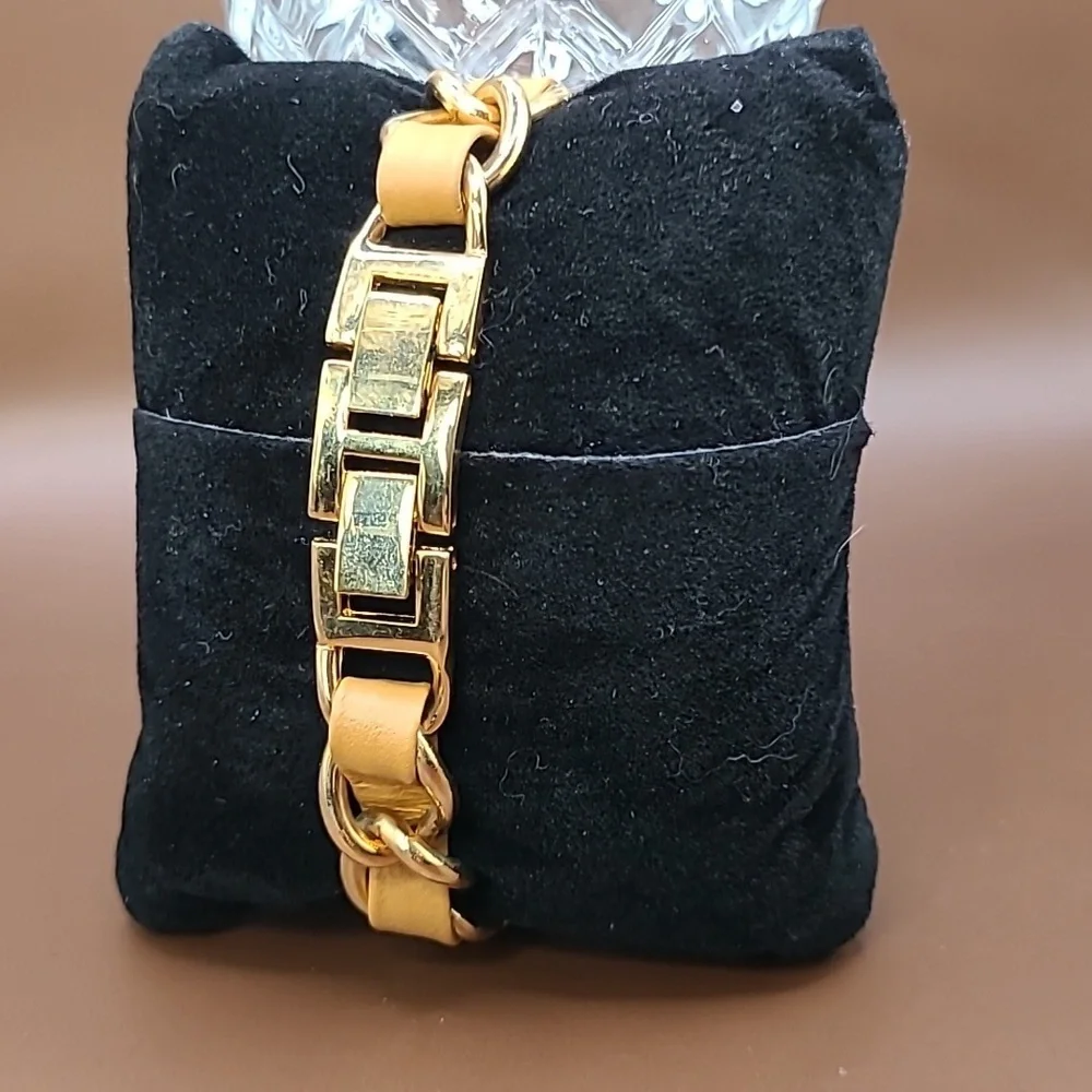 Joan Rivers new without tags watch - Picture 5 of 8